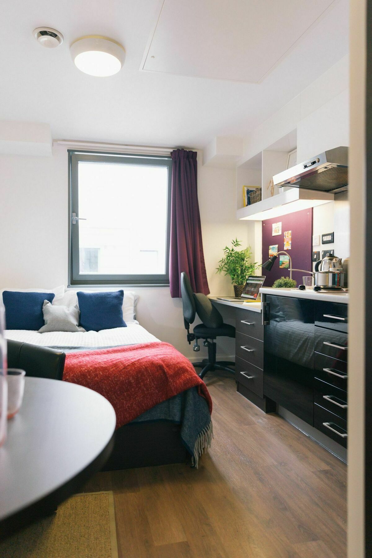 Hashtag Plymouth Apartment Exterior photo