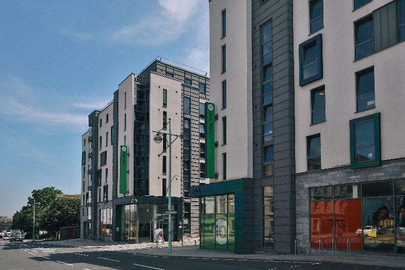 Hashtag Plymouth Apartment Exterior photo